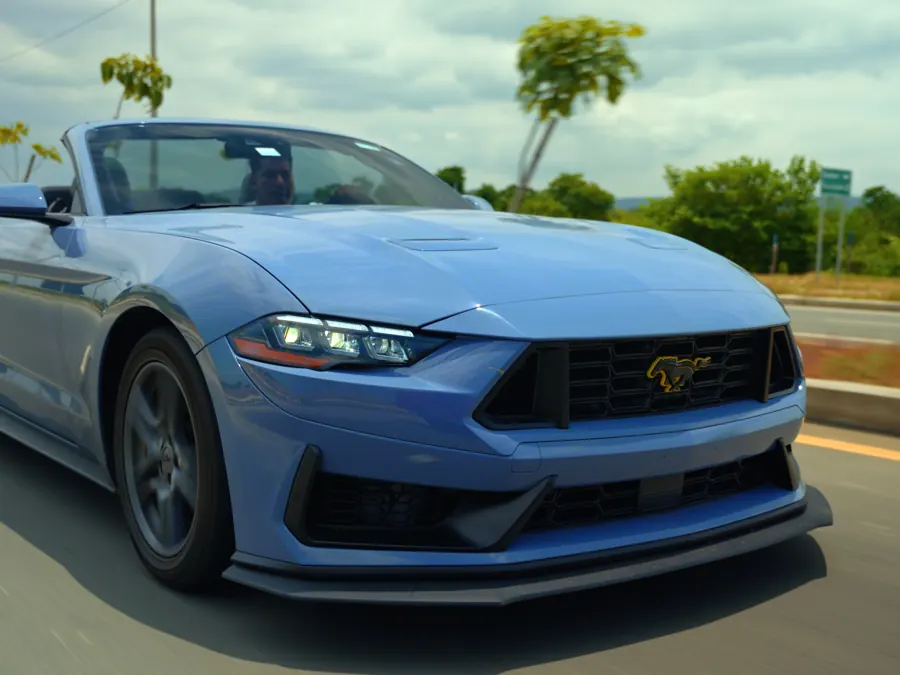 Ford Mustang Dark Horse resultado