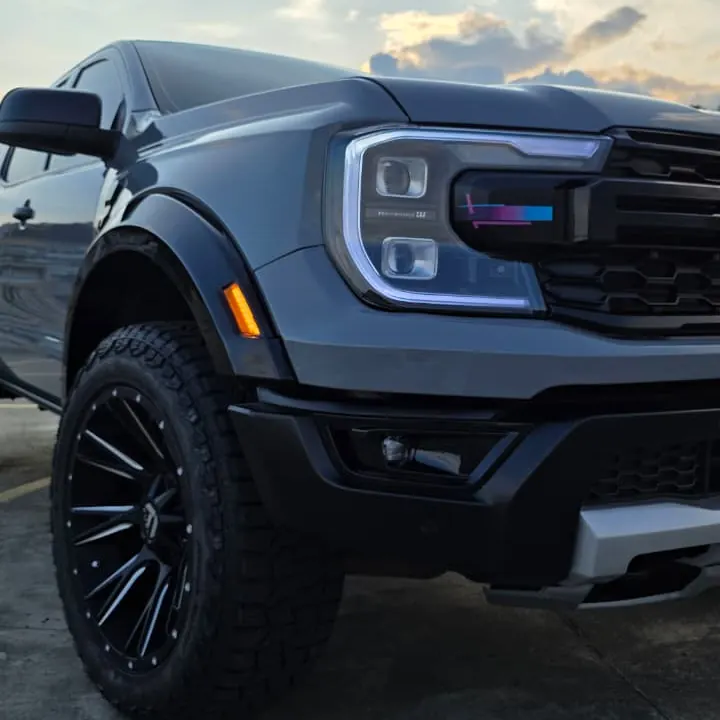 Ford Ranger Look Raptor #3