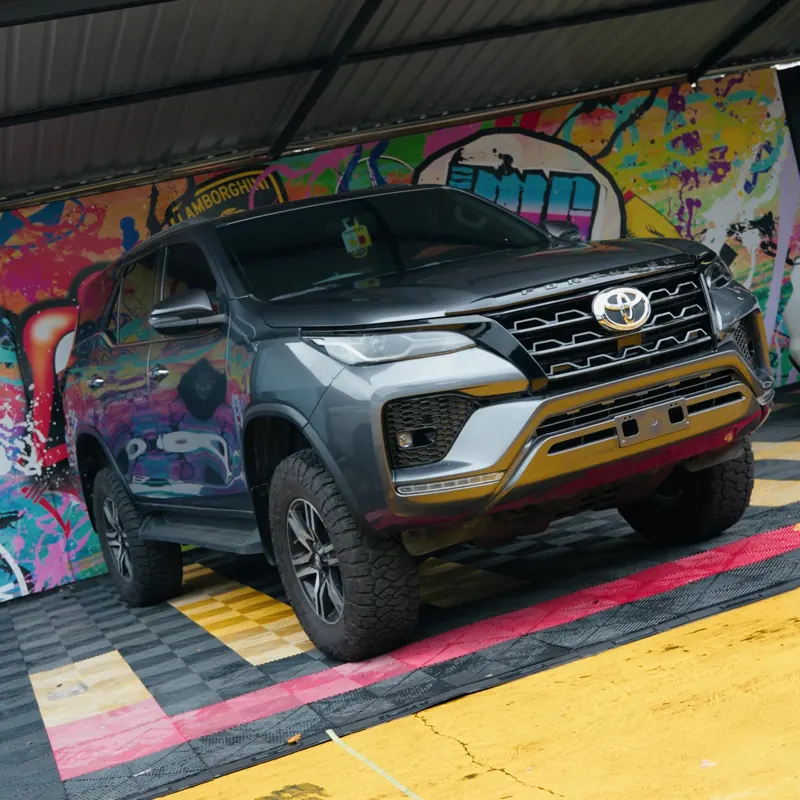 Toyota Fortuner Kit actualización #2